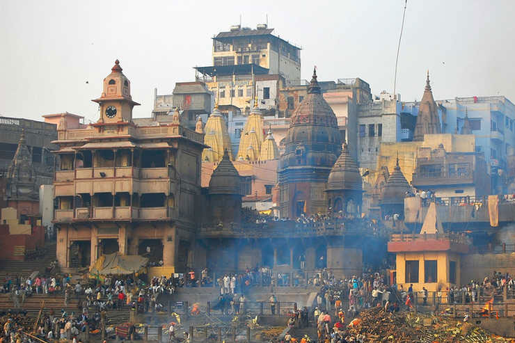 Evening Boat ride on river Ganges and Arti Ceremony in Varanasi